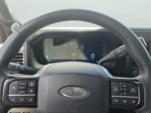 Used 2024 Ford F350 Platinum w/ FX4 Off-Road Package AWD/4WD image 22