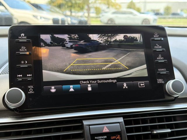 Used 2018 Honda Accord Touring image 23