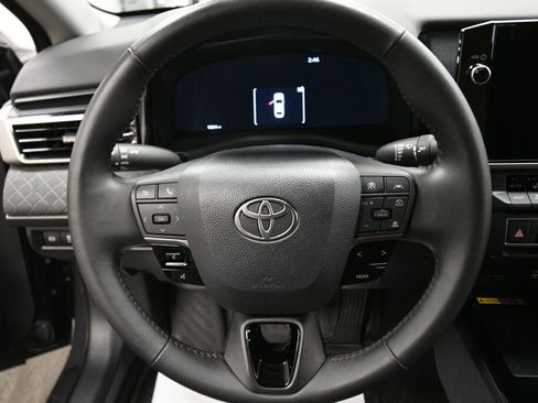 Certified 2025 Toyota Camry XLE FWD image 13