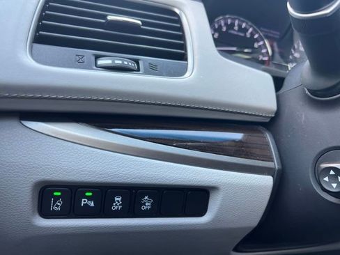Used 2016 Acura RLX w/ Advance Package FWD image 26