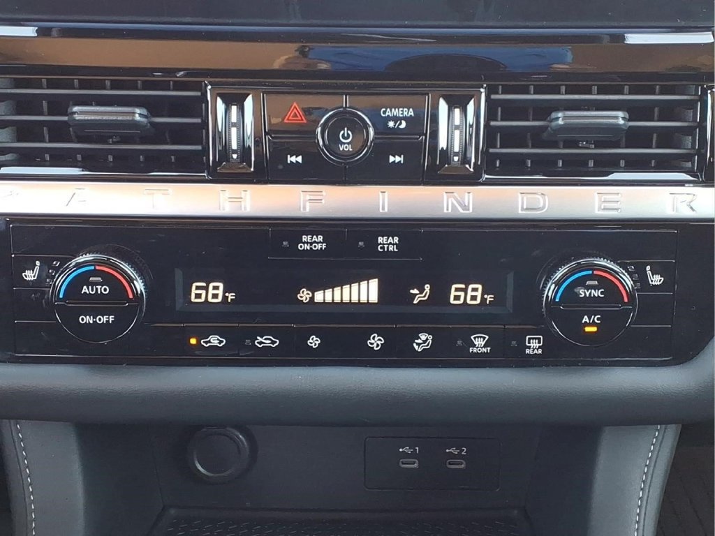 Used 2026 Nissan Pathfinder SV FWD image 19