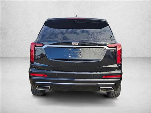 Used 2020 Cadillac XT6 Premium Luxury w/ Platinum Package image 4