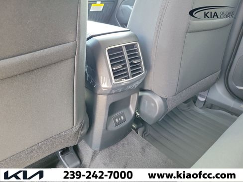 New 2026 Kia Sportage LX image 13