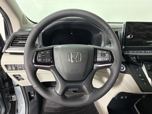 New 2026 Honda Odyssey EX-L image 18