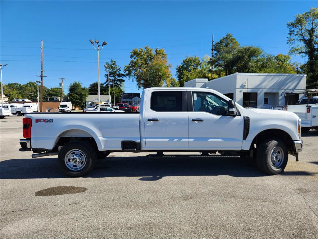 New 2027 Ford F350 XL w/ 360-Degree Camera Package AWD/4WD image 3