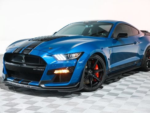 Used 2020 Ford Mustang Shelby GT500 w/ Technology Package RWD image 1