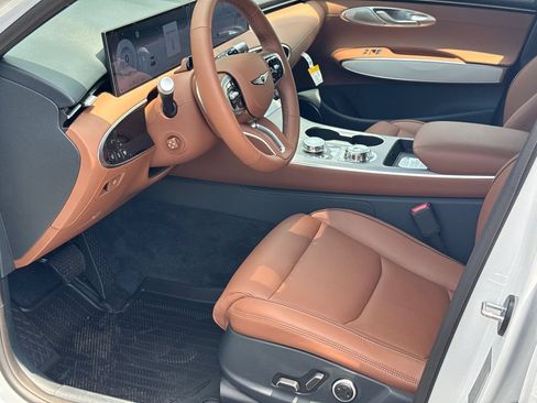 New 2026 Genesis GV70 2.5T Advanced AWD/4WD image 9