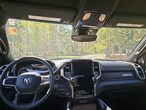 Used 2025 RAM 3500 Big Horn image 12