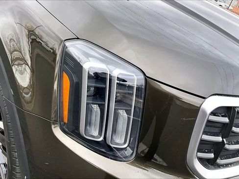 Used 2023 Kia Telluride SX image 27