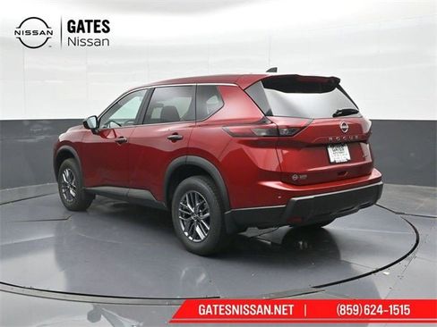 New 2026 Nissan Rogue S image 8