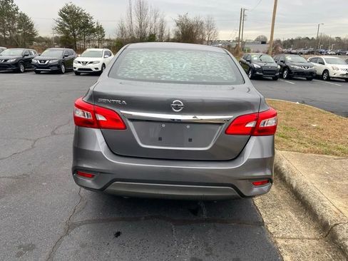 Used 2019 Nissan Sentra S image 6