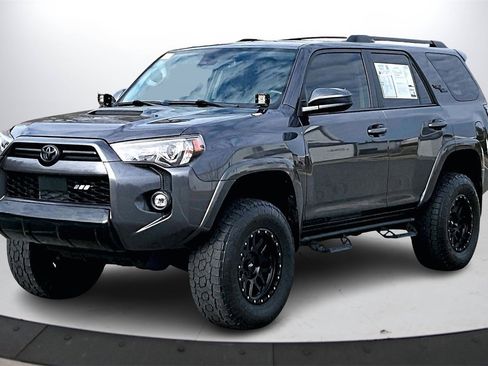 Used 2022 Toyota 4Runner TRD Off-Road image 4
