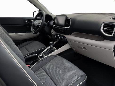 New 2026 Hyundai Venue SEL FWD image 34
