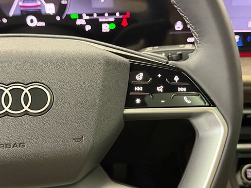 New 2025 Audi Q5 Premium Plus image 27