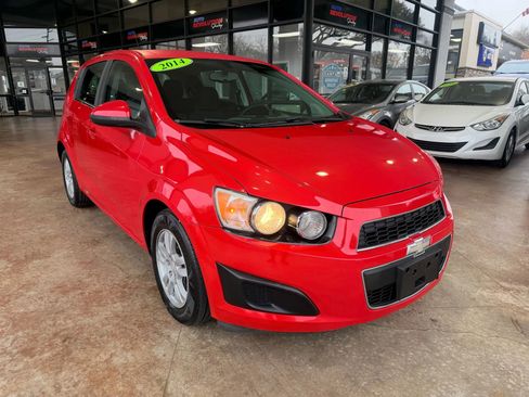 Used 2014 Chevrolet Sonic LT FWD image 1
