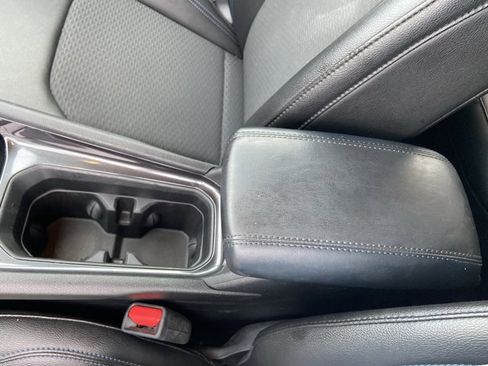 Used 2024 Jeep Compass Latitude image 40