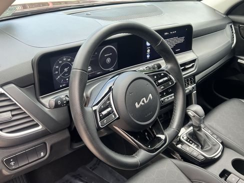 Used 2024 Kia Seltos SX AWD/4WD image 21