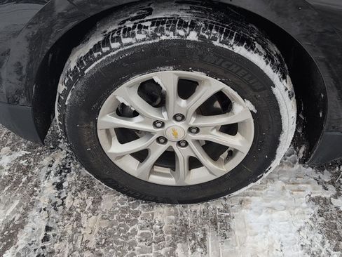 Used 2018 Chevrolet Equinox LS image 8