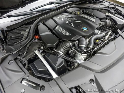 Used 2022 BMW 750i xDrive w/ Executive Package AWD/4WD image 34