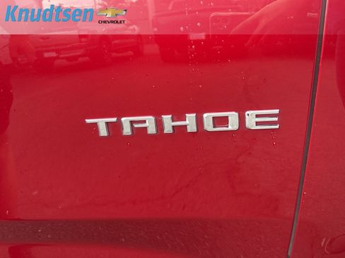 Used 2025 Chevrolet Tahoe High Country AWD/4WD image 9