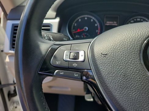 Used 2019 Volkswagen Atlas SE FWD image 26