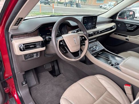 Used 2021 Lincoln Aviator Reserve w/ Equipment Group 201A AWD/4WD image 12