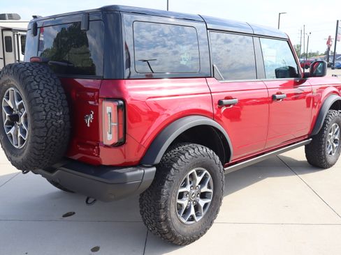Used 2025 Ford Bronco Badlands AWD/4WD image 6