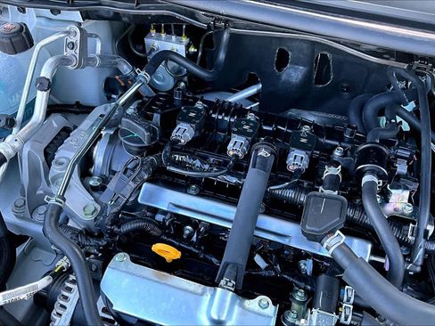 New 2025 Nissan Versa SV image 17