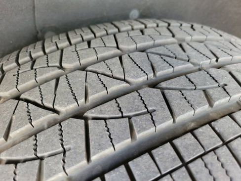 Used 2021 Chevrolet Suburban Premier w/ Premium Package image 9