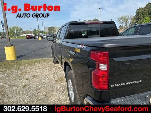 Used 2021 Chevrolet Silverado 1500 LT w/ Convenience Package II image 6