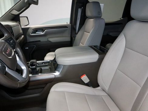 Used 2023 GMC Sierra 1500 SLT w/ SLT Premium Package AWD/4WD image 25