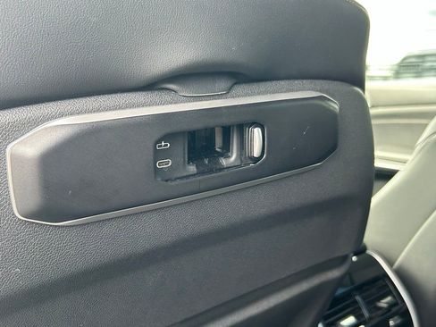 Used 2024 BMW X5 xDrive40i image 49