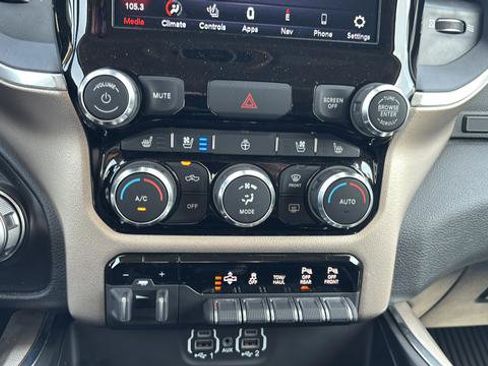 Used 2020 RAM 1500 Laramie AWD/4WD image 15