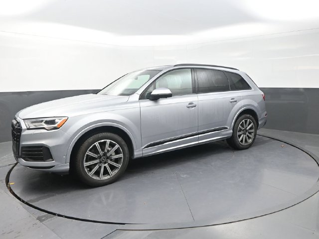 Used 2022 Audi Q7 2.0T Premium Plus w/ Premium Plus Package AWD/4WD image 3