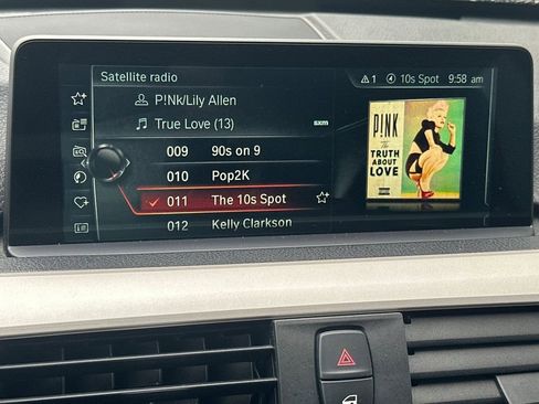 Used 2017 BMW 320i Sedan image 16