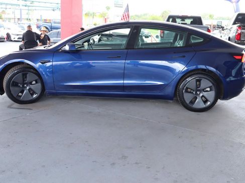 Used 2023 Tesla Model 3 Standard Range RWD image 10