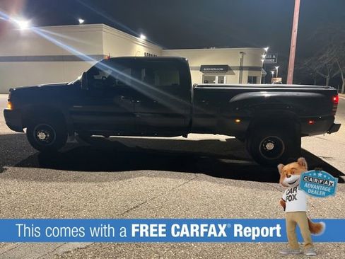 Used 2004 Chevrolet Silverado 3500 4x4 Crew Cab w/ Heavy-Duty Power Package image 2