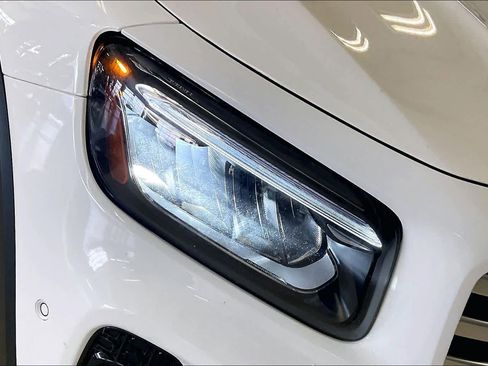Used 2024 Mercedes-Benz GLB 250 image 24