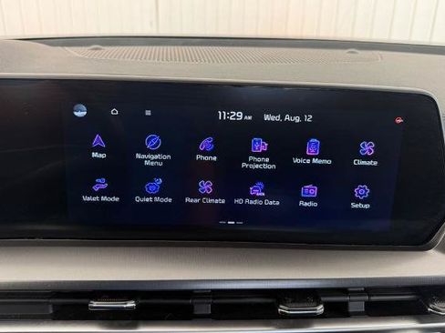 Used 2025 Kia Telluride S FWD image 3