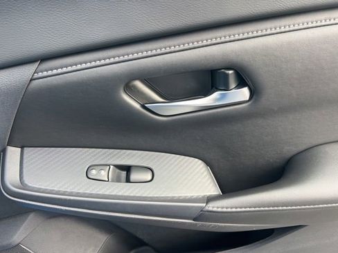 Used 2024 Nissan Sentra SV image 28