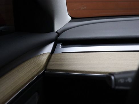 Used 2021 Tesla Model 3 Long Range image 51