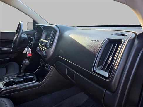 Used 2021 GMC Canyon AT4 w/ Trailering Package image 13