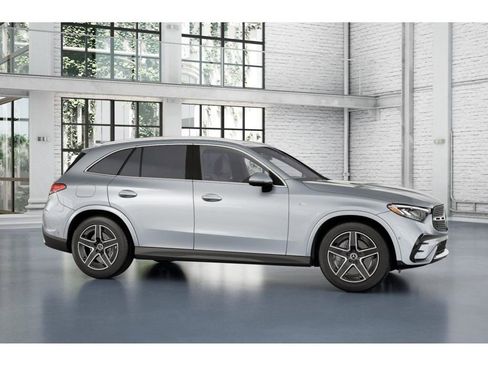 New 2025 Mercedes-Benz GLC 350e 4MATIC image 14