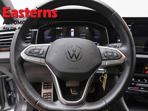 Used 2025 Volkswagen Jetta Sport FWD image 10