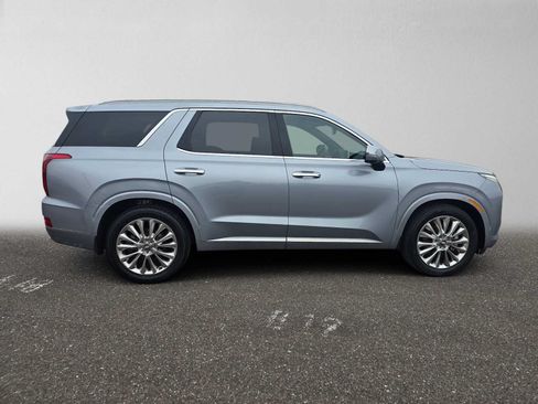 Used 2020 Hyundai Palisade Limited FWD image 2