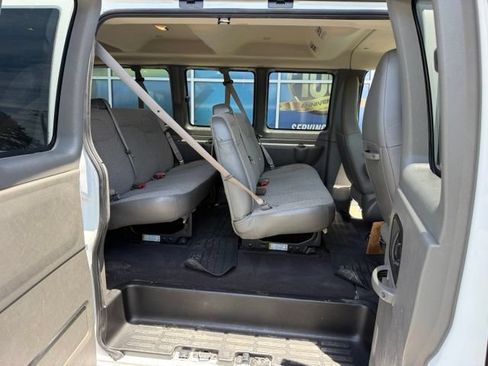 Used 2019 Chevrolet Express 3500 LT w/ LT Preferred Equipment Group RWD image 25