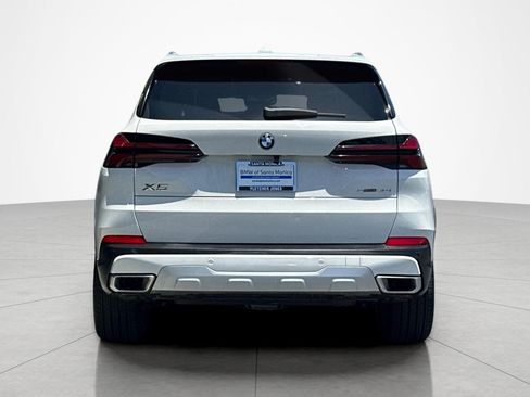 Used 2024 BMW X5 sDrive40i w/ Premium Package RWD image 4