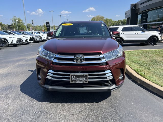 Used 2019 Toyota Highlander Limited Platinum AWD/4WD image 7