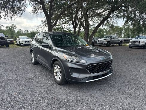 Used 2020 Ford Escape SE FWD image 7