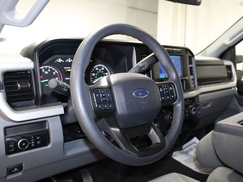 Used 2024 Ford F250 XLT image 27